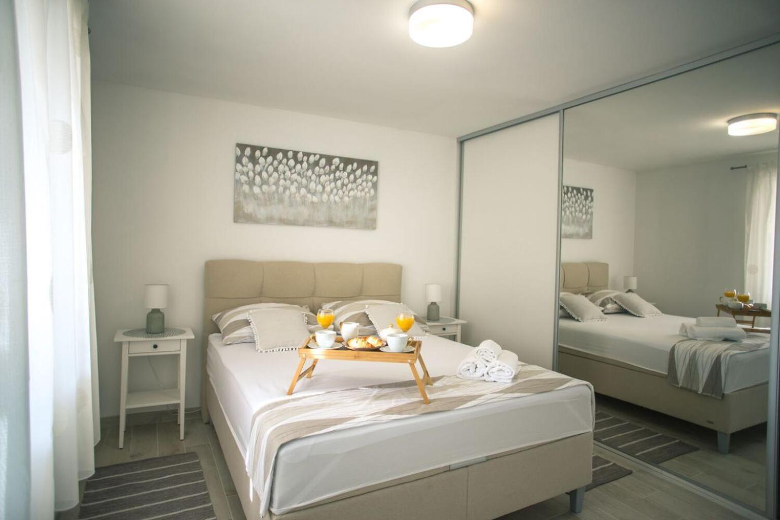 Peace And Quiet Apartment